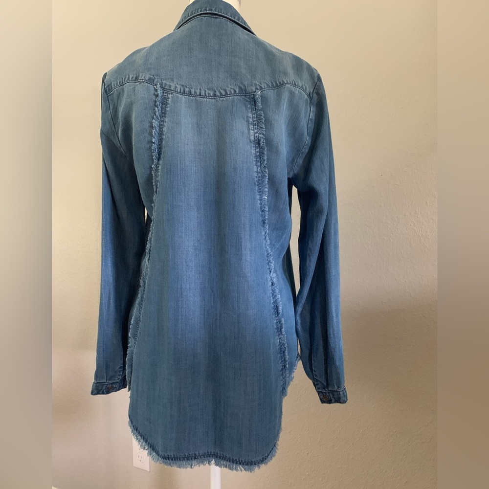 Cloth and Stone button down - Picture 2 of 3